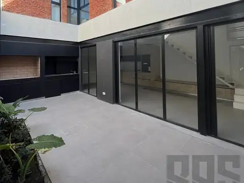 EXCELENTE PH 3 AMB ENTRADA INDEPENDIENTE A ESTRENAR CON PATIO
