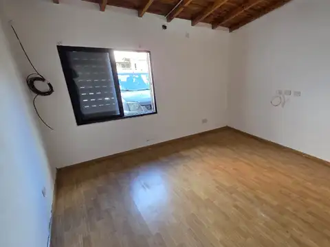 Maipú 100