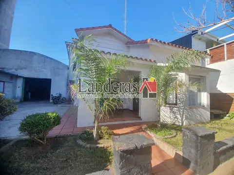 Francisco de las Carreras 400