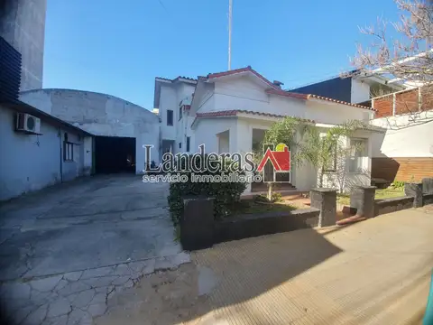 Francisco de las Carreras 400