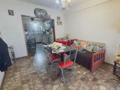 Casa 3 ambientes con 1 baño