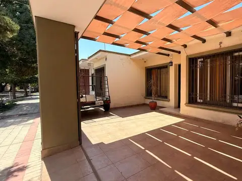 Casa en venta c/ cochera en 6.ª Sección Residencial Norte