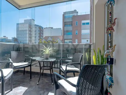 VENTA o PERMUTA Semipiso 3 Ambientes Ramos Mejía Centro | 120 m2 | Cochera Doble |