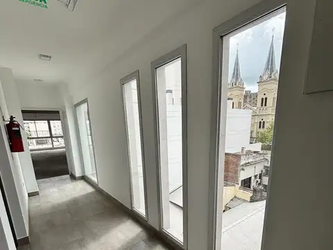 Oficina Monoambiente con 2 baños