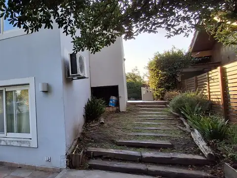 Casa en Alquiler de 4 dormitorios