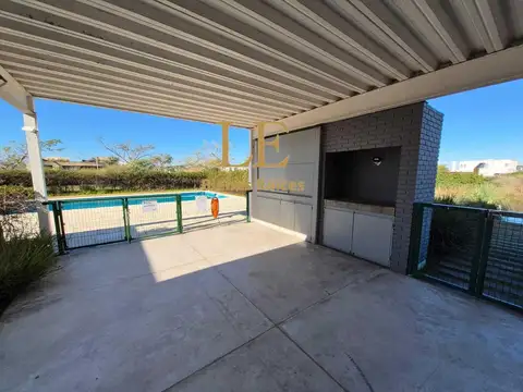 Terreno en Venta de 913,0 m2
