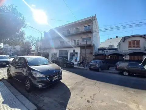 DEPARTAMENTO 4 AMBIENTES VENTA PARQUE AVELLANEDA