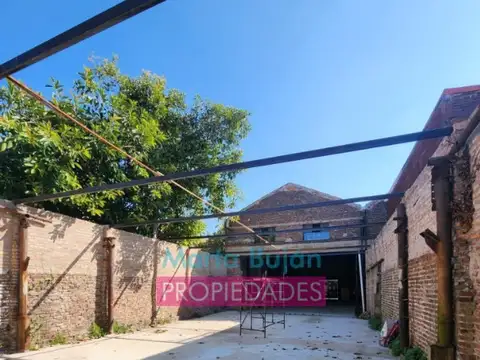 Galpon en Venta en Dock Sud, USD 250.000