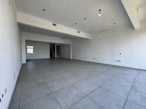 Oficina Monoambiente con 6 baños