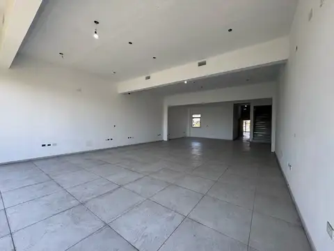 Oficina Monoambiente con 6 baños