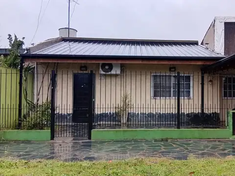 Casa en Venta en Moreno, USD 100.000