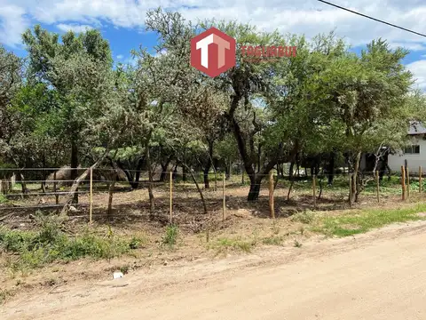 A 6 Cuadras de la Plaza