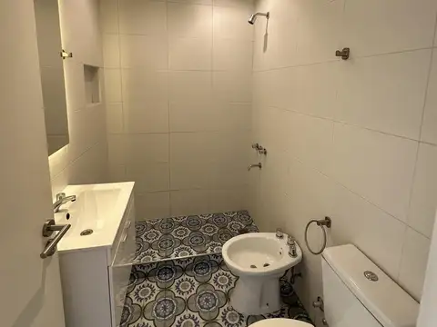 Depto Tipo Casa en Alquiler de 2 dormitorios