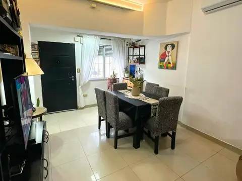 Depto Tipo Casa en Venta 20 años