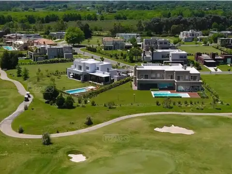 Terreno en Venta de 862,0 m2