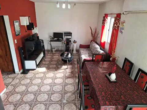 Depto Tipo Casa en Venta de 3 dormitorios