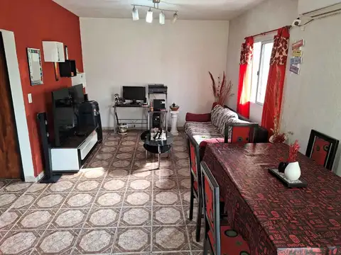 Depto Tipo Casa en Venta 14 años
