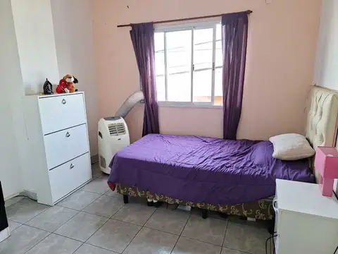 Depto Tipo Casa 4 ambientes con 1 baño