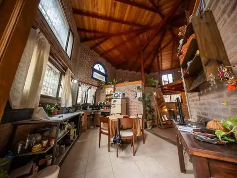 SE VENDE CASA 2 DORMITORIOS EN UNQUILLO