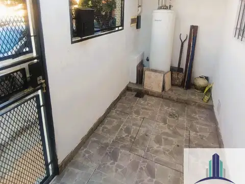 Depto Tipo Casa en Alquiler de 2 ambientes
