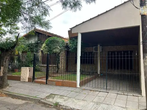 CASA EN ALQUILER 4 AMBIENTES EN CIUDAD JARDIN