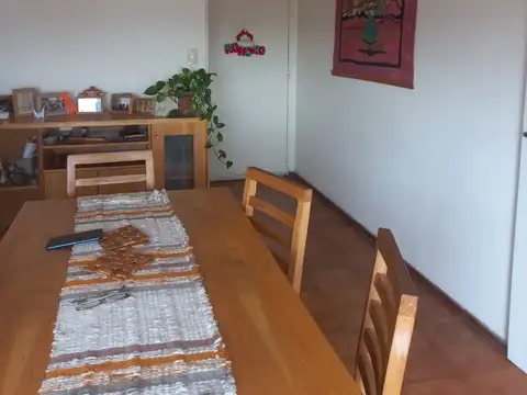 Av Escalada 1000