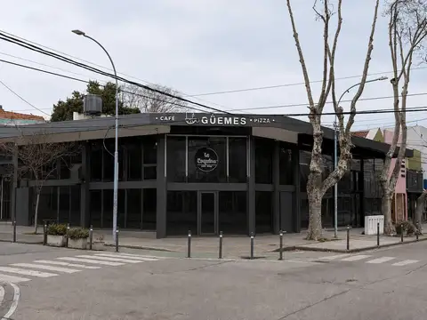 importante local en alquiler en la mejor esquina de guemes