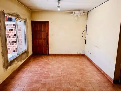 Departamento 4 ambientes con 1 baño