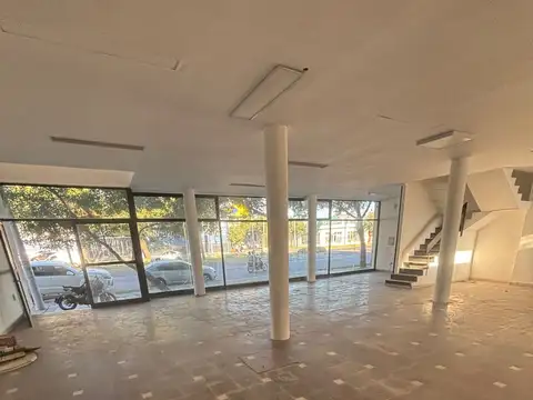 Local en Venta 31 años