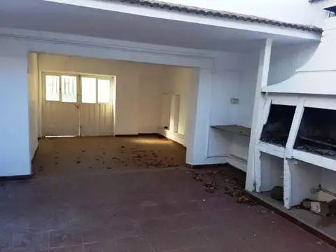 Carlos Paz a cuadras del centro Casa 3 dom 2 baños