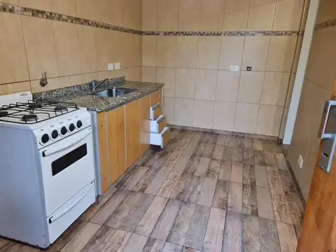 Depto Tipo Casa en Alquiler de 1 dormitorio