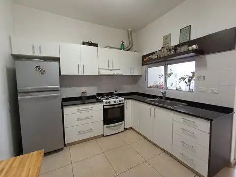 Depto Tipo Casa en Venta de 3 ambientes