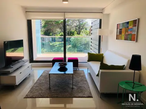 Venta Apartamento de 2 dormitorios en zona Playa Brava, Punta del Este