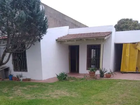 Casa - Venta - Argentina, Lobos - Ajo 300