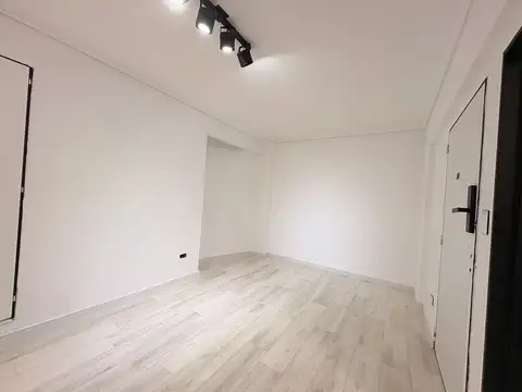VENTA 2 AMBIENTES LAS CAÑITAS REFACCIONADO