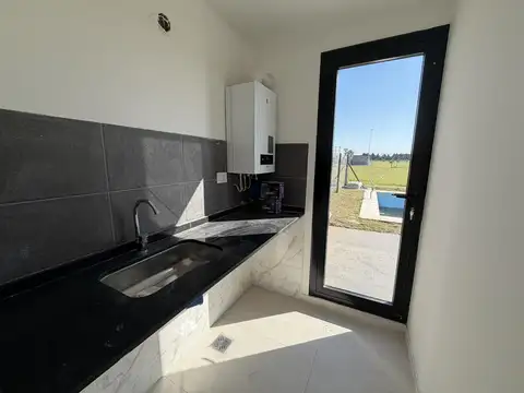 Casa en Venta en Pueblo Esther, USD 168.000