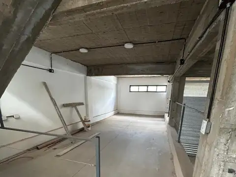 Galpon en Venta 10  mts Frente