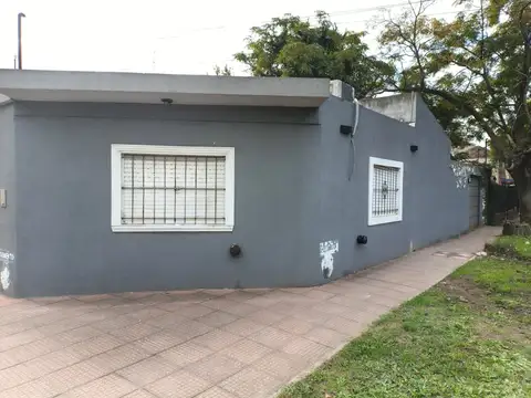 Domingo Faustino Sarmiento 1100