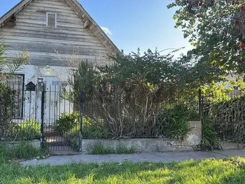 VENTA CASA 3 AMBIENTE MÁS DEPTO 2 AMB EN BLOCK BARRIO JORGE NEWBERY