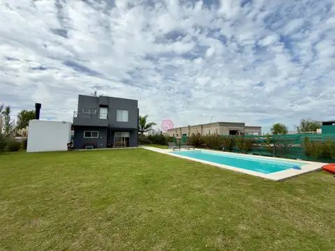 Casa en Venta en San Sebastián, USD 190.000