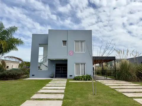 Casa  en Venta en San Sebastian, Escobar, G.B.A. Zona Norte APTO CREDITO