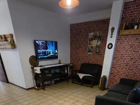 Depto Tipo Casa en Venta de 5 ambientes
