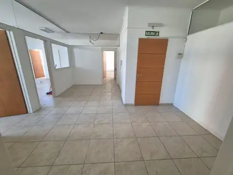 Oficina en Alquiler en General Roca, $ 3.000.000