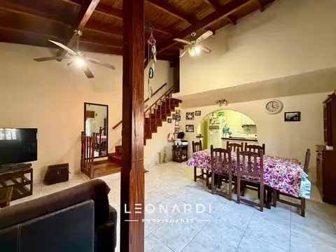Casa en Venta de 5 dormitorios