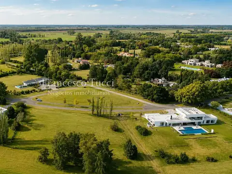Terreno en Venta en La Colina Villa de Campo, USD 220.000