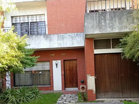 CASA EN VENTA  EN HAEDO