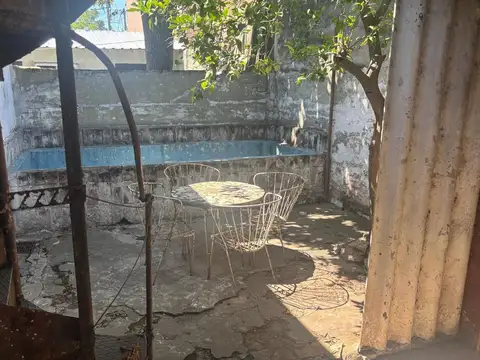 Casa 3 ambientes con 1 baño