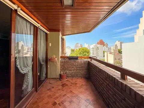 Departamento en Venta de 6 ambientes