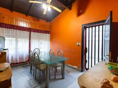 Casa en Venta en Castelar, USD 99.000