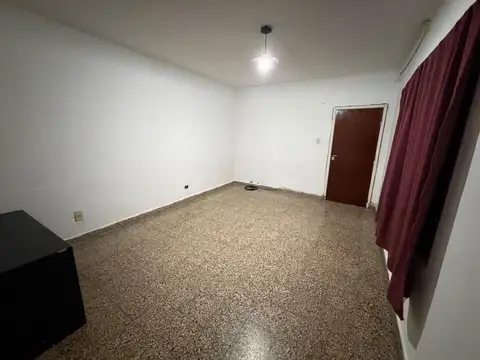 Depto Tipo Casa en Alquiler de 2 dormitorios